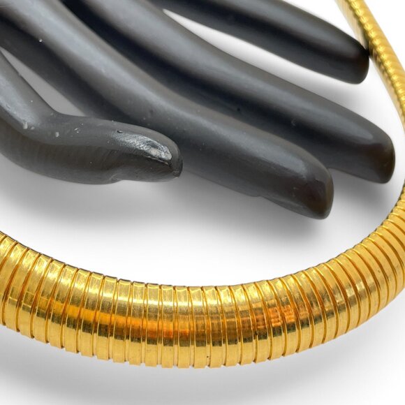Vintage ELLEN KIAM Gold Tone Gaspipe Choker Necklace Flexible Snake Chain Runway - Picture 3 of 10